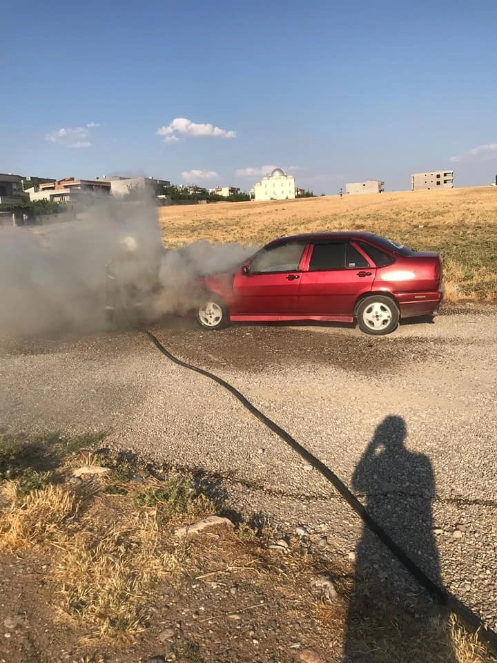 Seyir Halindeki Otomobil Alev Aldı