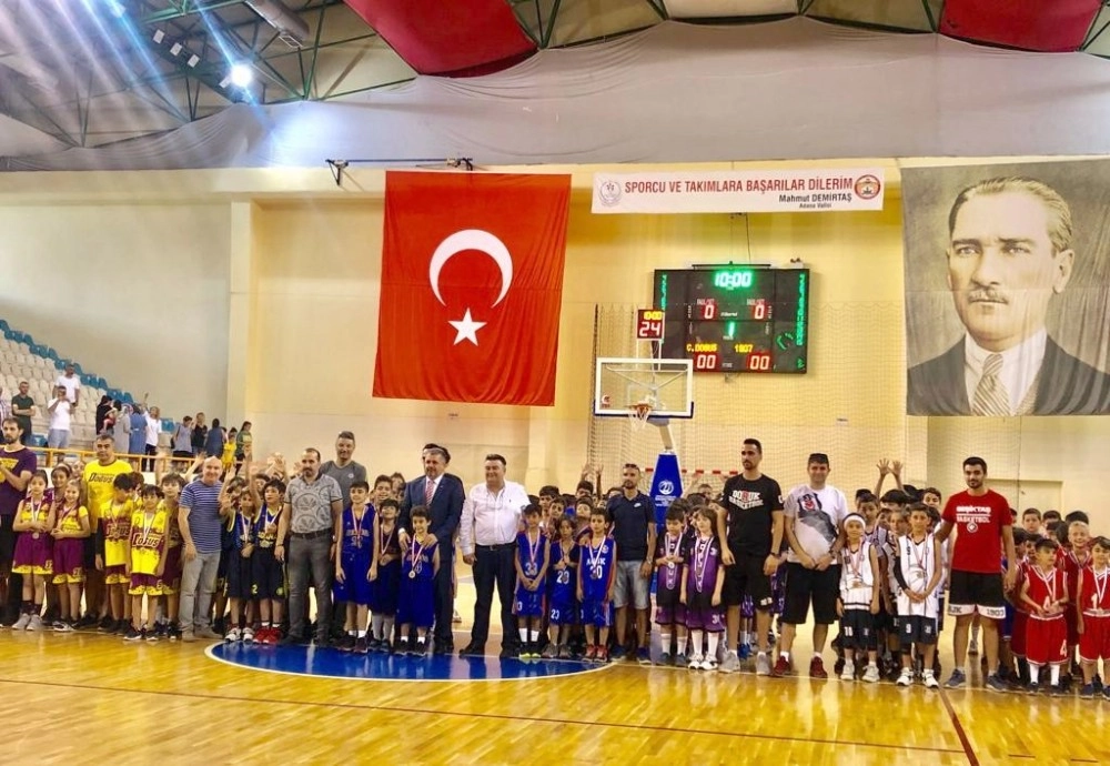 Adanada 10 Bin Çocuk Basketbol Eğitimi Aldı