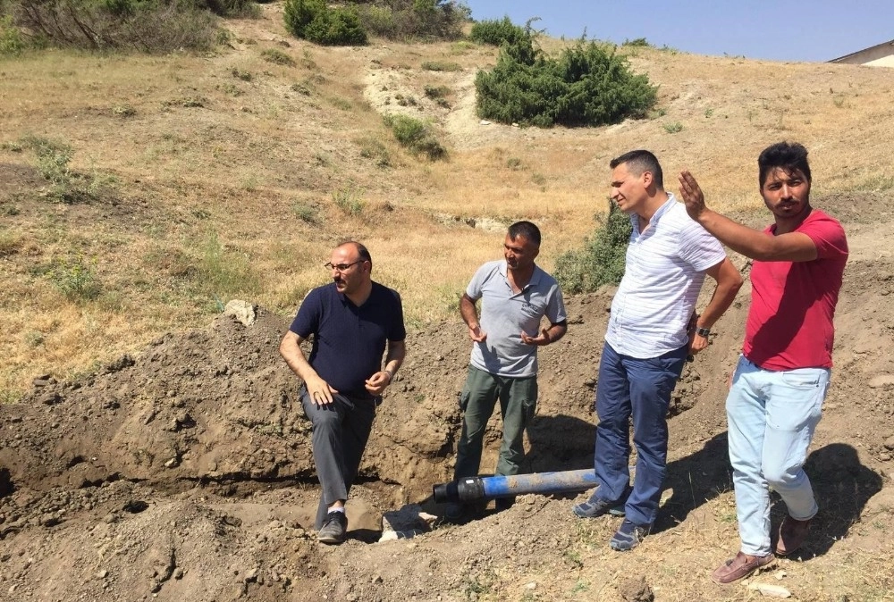 Çukurca Belediyesinden Su Şebekesi Yenileme Çalışması