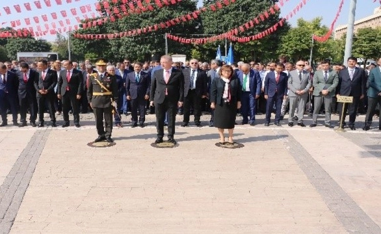 Gaziantep'te 30 Ağustos coşkuyla kutlandı