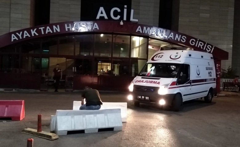 Kahramanmaraş’ta trafik kazası anne ve 2 çocuğu hayatını kaybetti