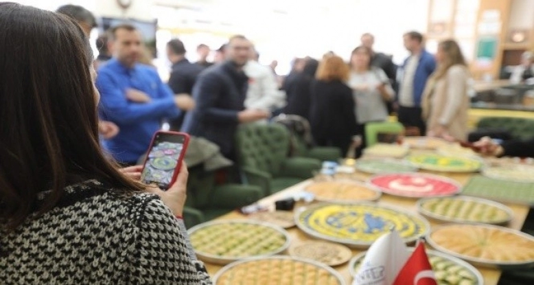 Dünyaca ünlü şefler, Gaziantep lezzetlerine hayran kaldı