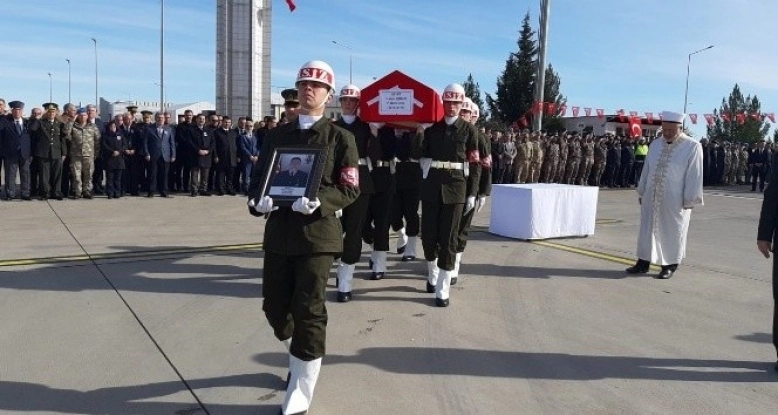 Barış Pınarı şehidi memleketi Hatay'a uğurlandı