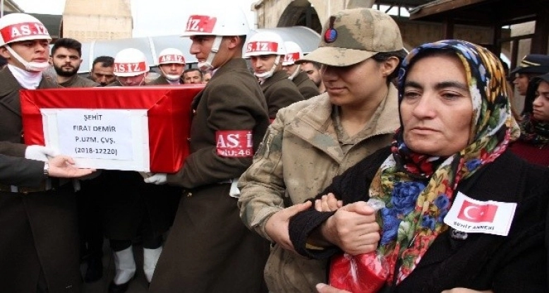 Van şehidi memleketi Adıyaman'da son yolculuğuna uğurlandı