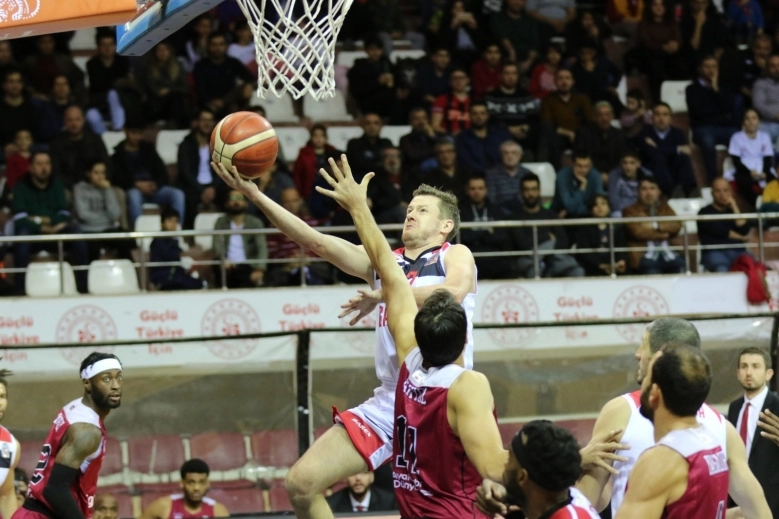 Basketbol Süper Ligi: Gaziantep Basketbol: 96 - İTÜ Basket: 94