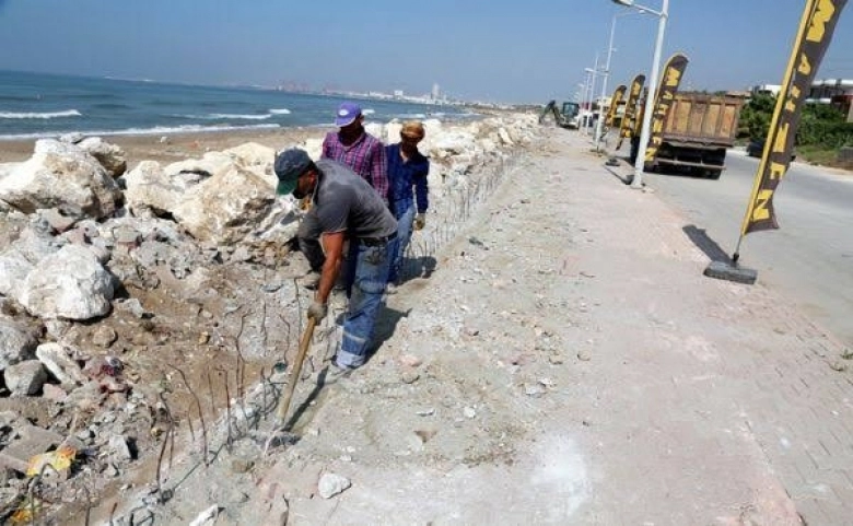 Mersin Karaduvar sahili güzelleşiyor