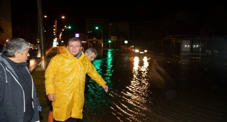 Mersin'de sel felaketi yaşanıyor