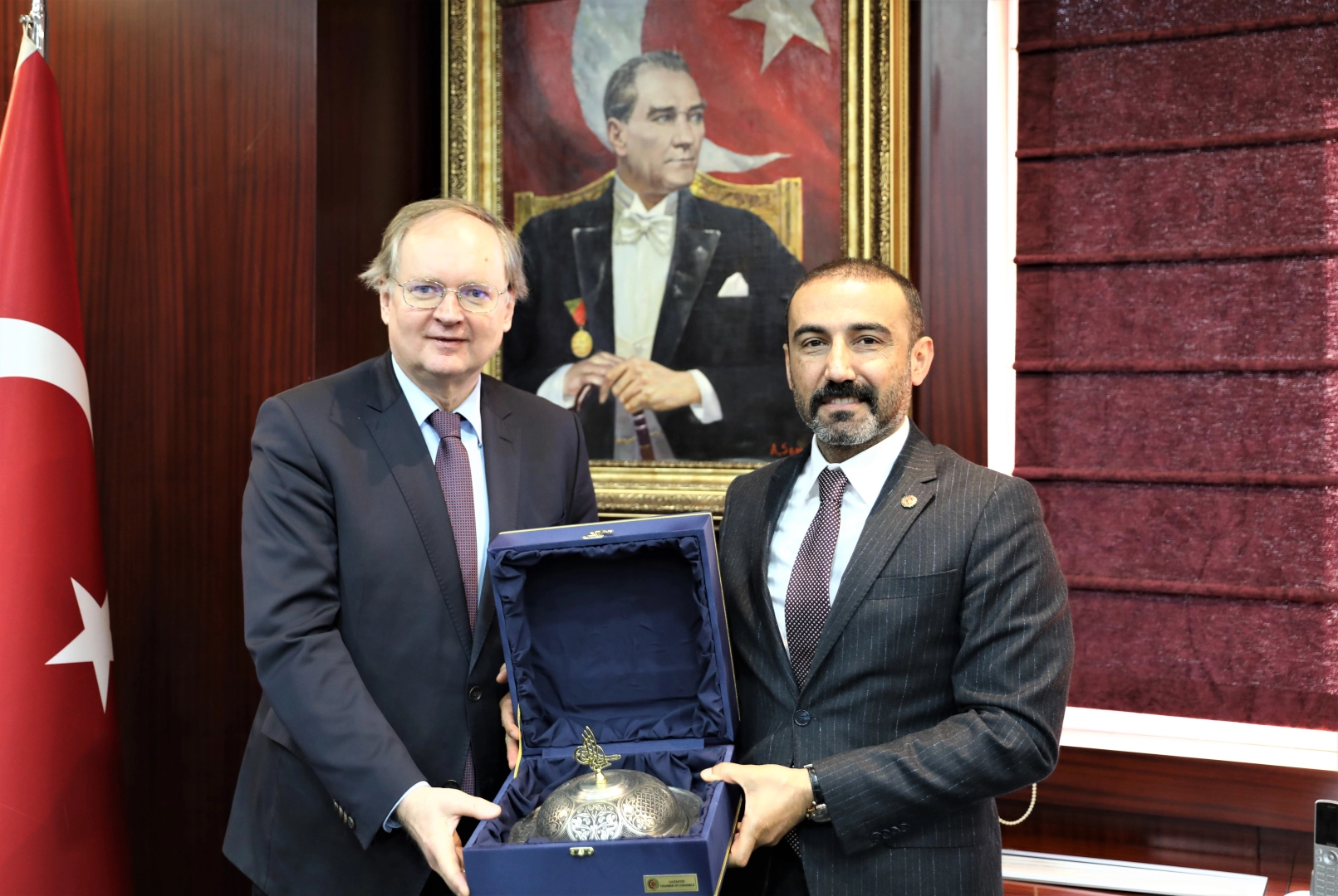 Tır şoförlerinin sorunu için Büyükelçi Berger’den destek istendi