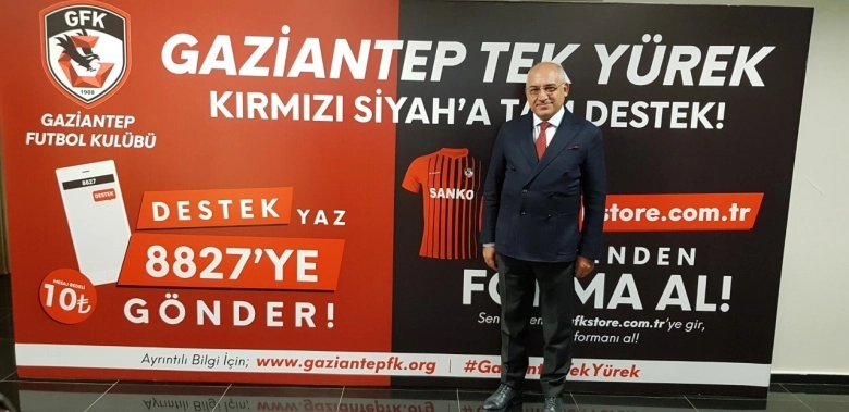 Gaziantep FK, Sivasspor Maçının Gelirini Depremzedelere Bağışladı.