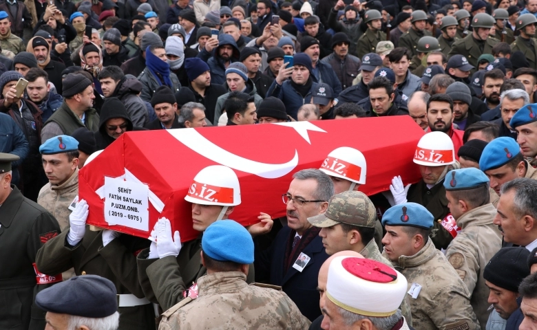 Kahramanmaraş İdlib şehidini dualarla uğurladı