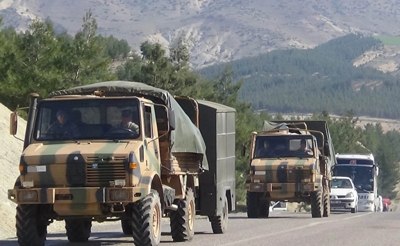 Kilis’ten İdlib’e komando sevkıyatı