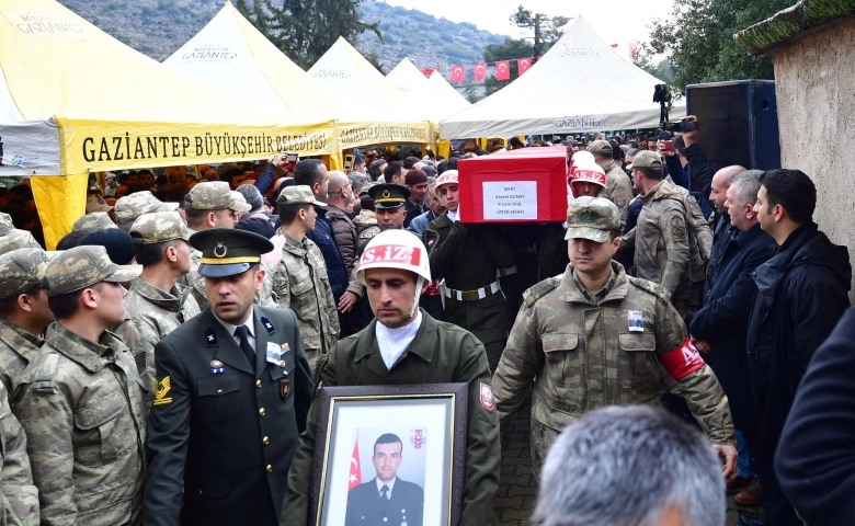 Gaziantep şehidini toprağa verdi