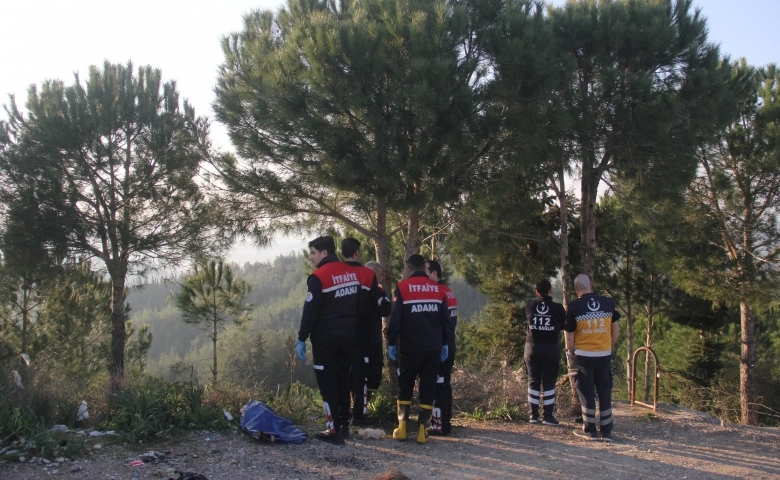 Adana'da 23 Yaşındaki genç Ağaçta asılı halde bulundu