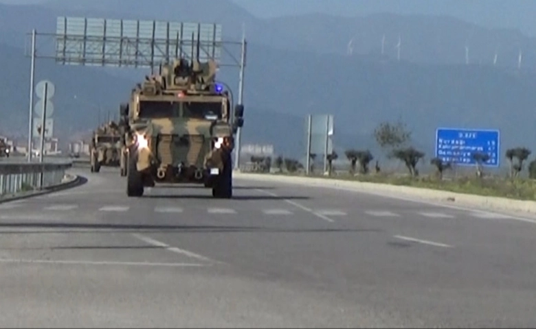 Gaziantep'in İslahiye ilçesinden İdlib’e ‘ejder’ sevkiyatı