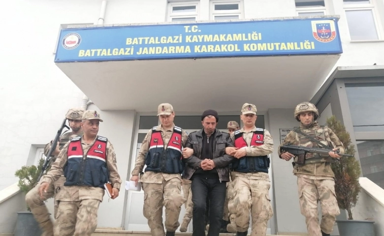 Malatya’da bir muhtar tutuklandı