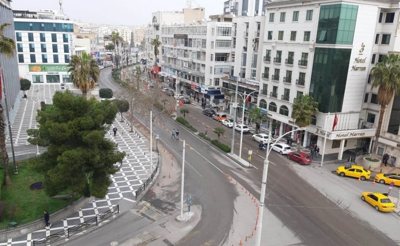 Şanlıurfa’da korona virüs nedeniyle sokaklar boş kaldı