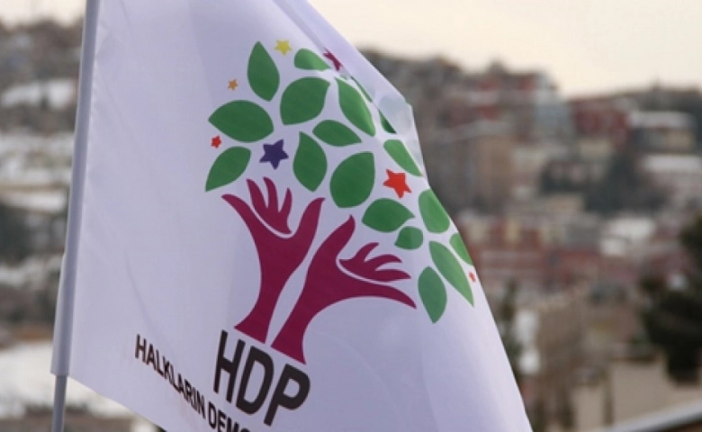 HDP Halepçe katliamında ölenleri andı