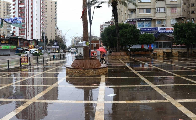 Adana korona virüs nedeniyle hayalet şehre döndü