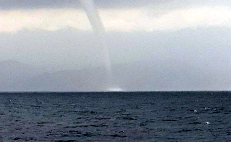 Hatay'ın İskenderun Körfezi'nde çifte hortum