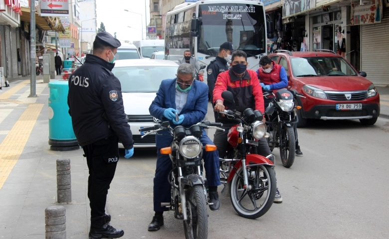 Kilis’te sürücülere sosyal mesafe kuralı