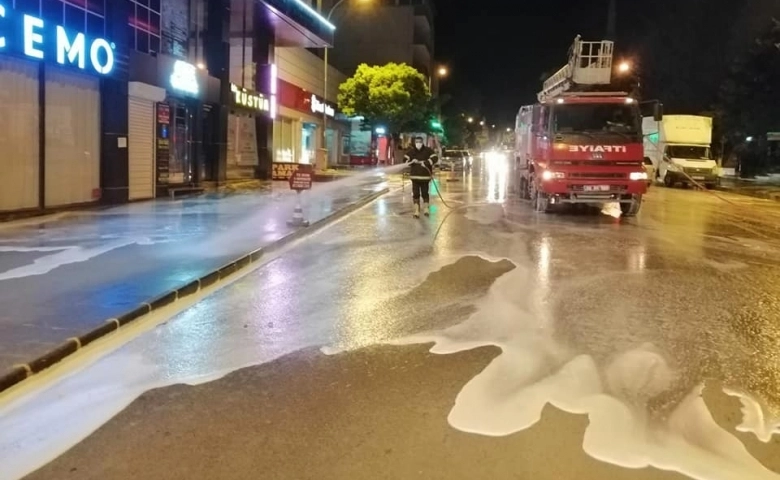 Besni’de Atatürk Caddesi trafiğe açıldı