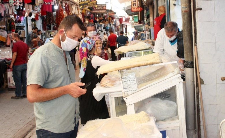 Tarihi Uzun Çarşı’da Ramazan hareketliliği