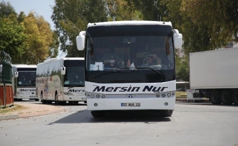 Mersin'e getirilen Suriyeliler Kilis'e gönderildi