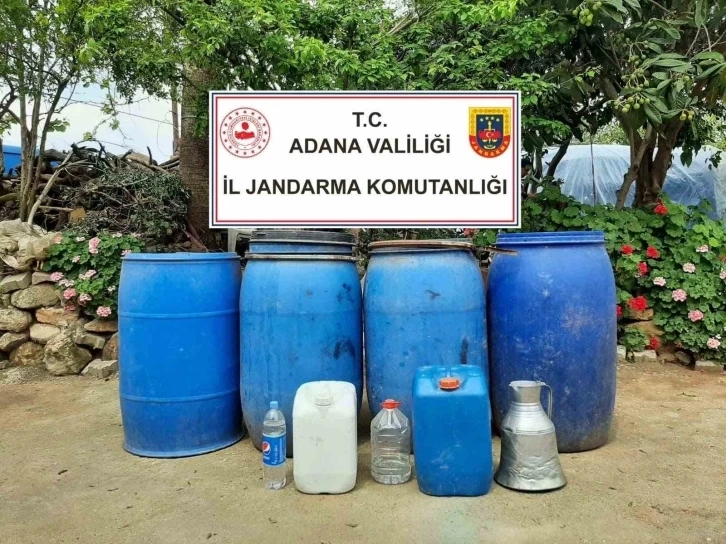 Adana’da bin 730 litre sahte içki ele geçirildi