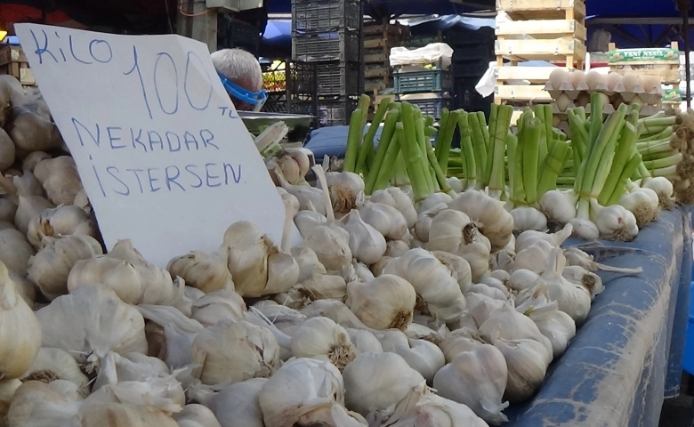  Görenler gözlerine inanamıyor, yine de alıyorlar