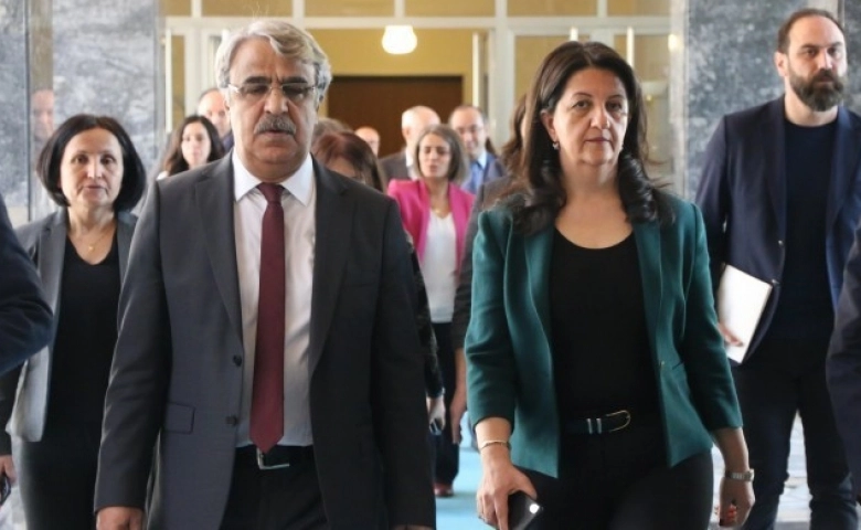 HDP’den tepkiler artarak sürüyor