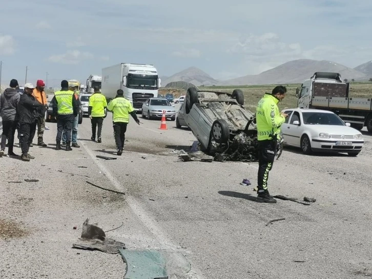 Kahramanmaraş'ta kaza, köpek faciaya neden oldu: 4 ölü 4 yaralı