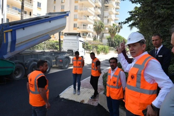 Başkan Abdullah Özyiğit, yol çalışmalarını inceledi