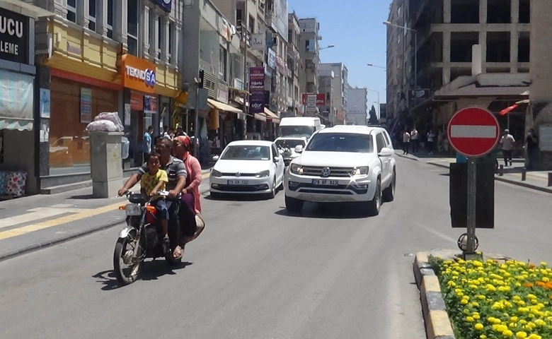 Vaka sayısı artmasına rağmen Kilis''liler Korona virüsü hiçe sayıyor