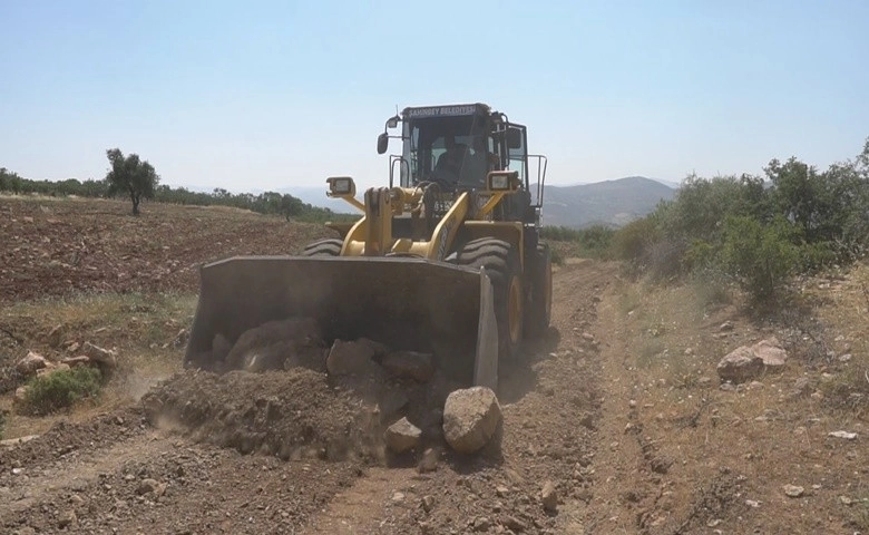 Şahinbey kırsalında 162 kilometre arazi yolu açıldı