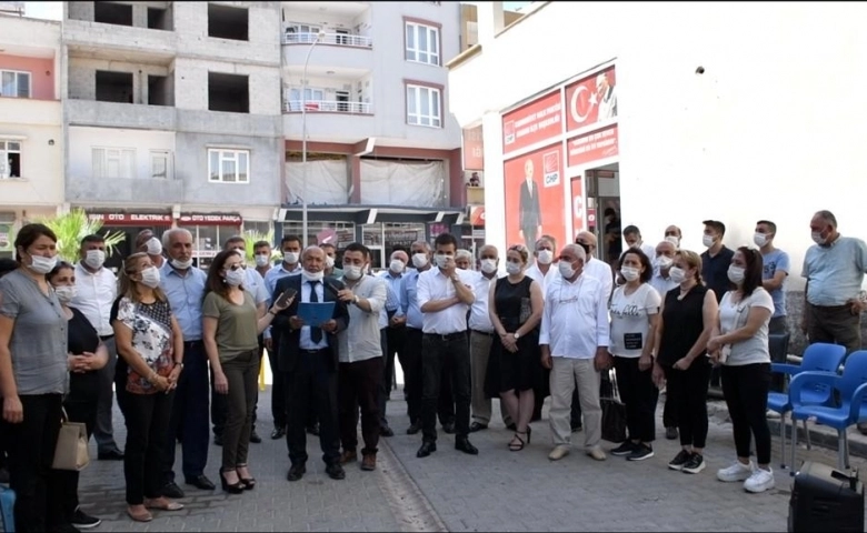 CHP’den istifa eden Başkan Doğru’ya sert eleştiriler sürüyor