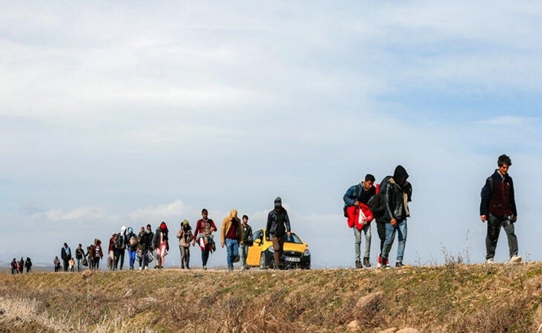 Türkiye’ye yasa dışı yollarla gelen 6 kişi yakalandı