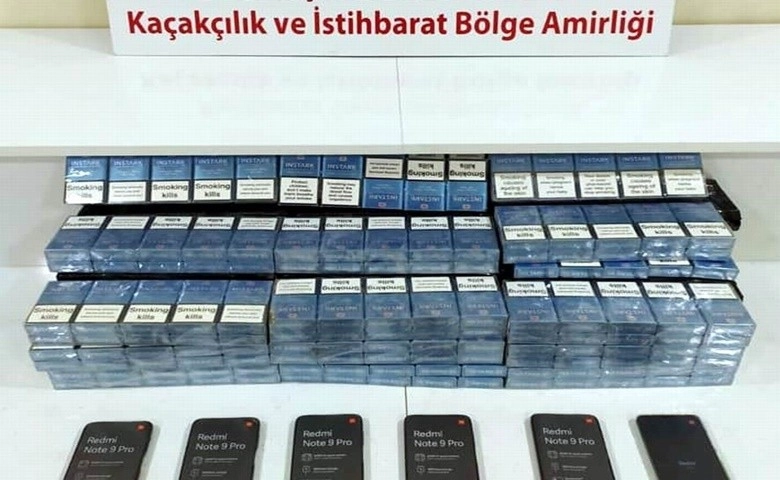 Karkamış’ta kaçak sigara ile telefon yakalandı  