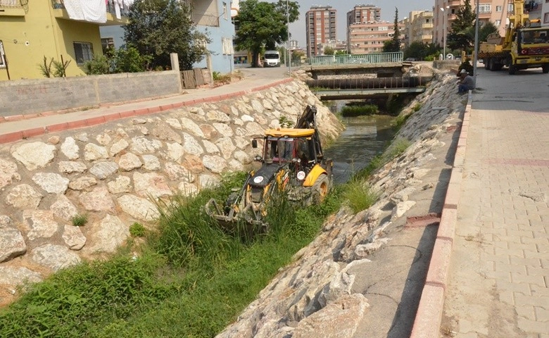 Tarsus'ta dere ıslah çalışması  