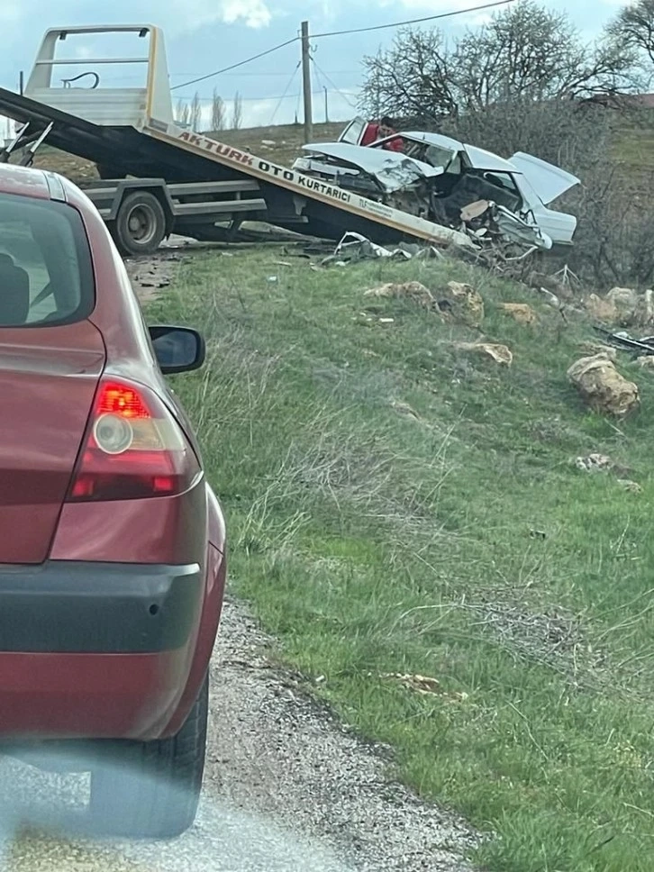 Adana Tufanbeyli’de trafik kazası: 1 ölü, 4 yaralı