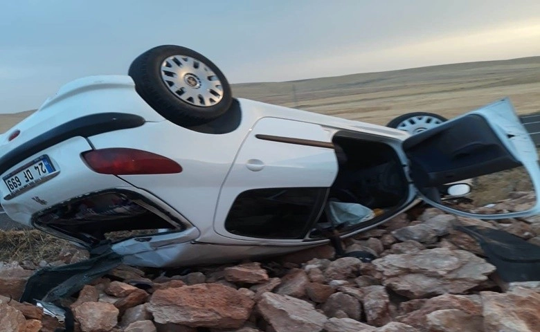 Şanlıurfa'da otomobil devrildi: 6 yaralı  