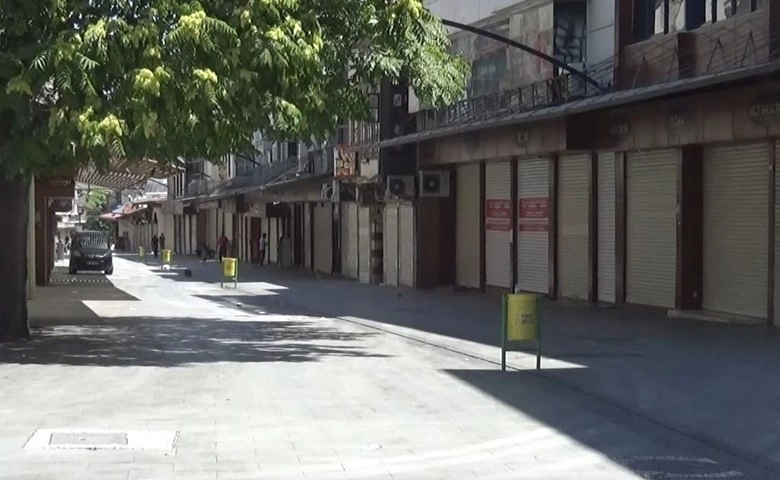 Gaziantep’te cadde ve sokaklar bu kez bomboş kaldı