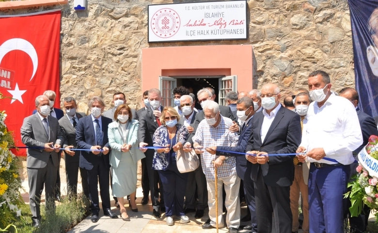 Gaziantep'te 61 yıllık cezaevi halk kütüphanesi oldu