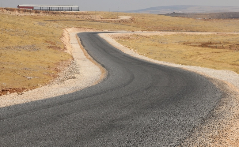 Şanlıurfa Besi yolu asfalta buluşturuldu