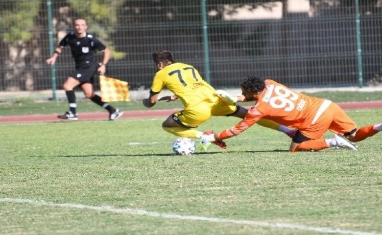 Tarsus İdman Yurdu: 1 - Sakaryaspor: 1