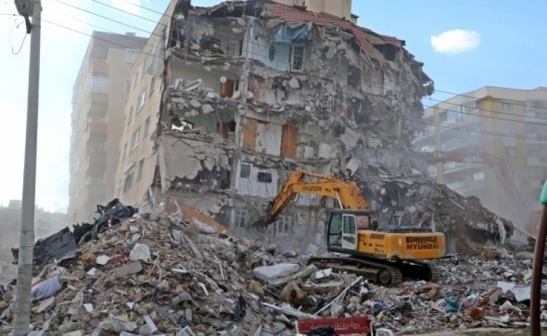 İzmir depreminde ölenlerin sayısı 114’e ulaştı