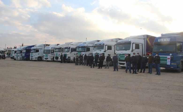 Kilis'ten Suriye’ye 30 tırlık yardım