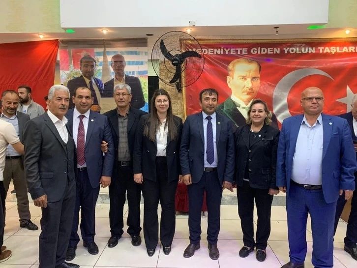 Yenilik Partisi’nden istifa edenler, İYİ Partiye katıldı