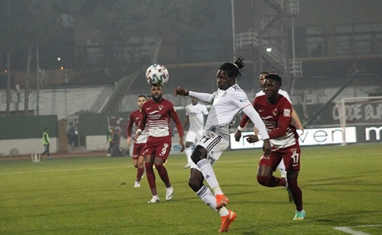 Süper Ligde zorlu mücadele Hatayspor 2 Beşiktaş 2 kazanan çıkmadı