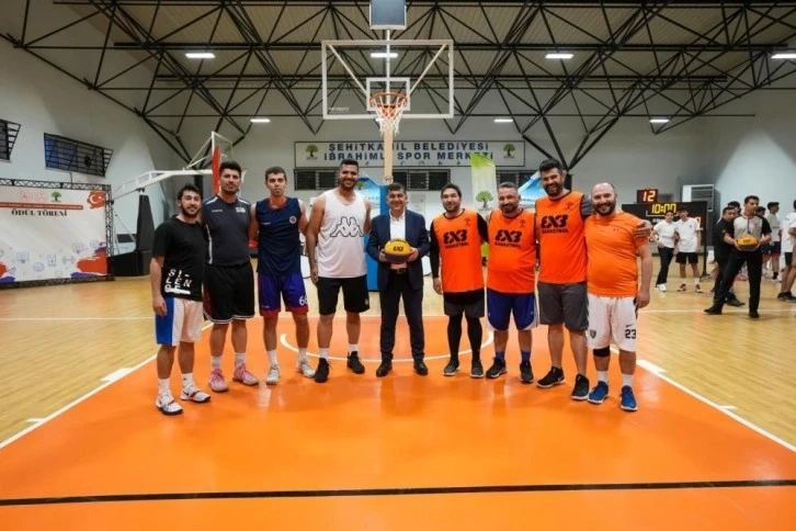 Başkan Fadıloğlu yaşam boyu spor faaliyetlerine katıldı