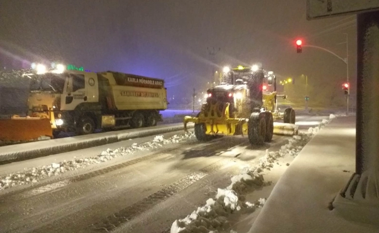 Gaziantep'te beklenen kar yağışı başladı